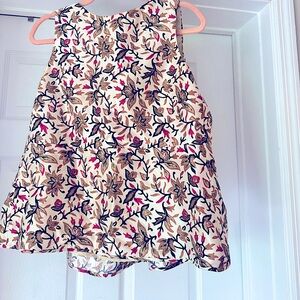 Beautiful floral Tory Burch sleeveless blouse w/pleated back in small